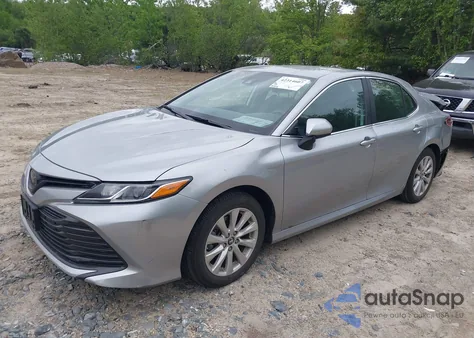 2019 Toyota Camry L/Le/Se/Xle from USA, damaged, VIN 4T1B11HKXKU746948